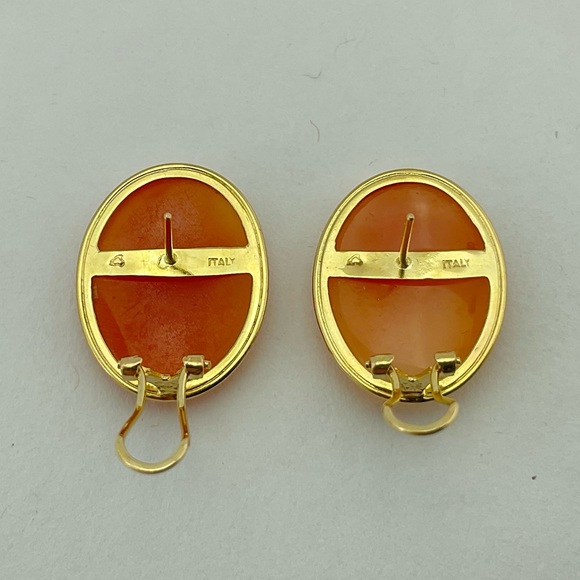 Genuine Cameo & 14K Gold Earrings, Marked 14K 585 and Italy, Hand Carved - Picture 3 of 12